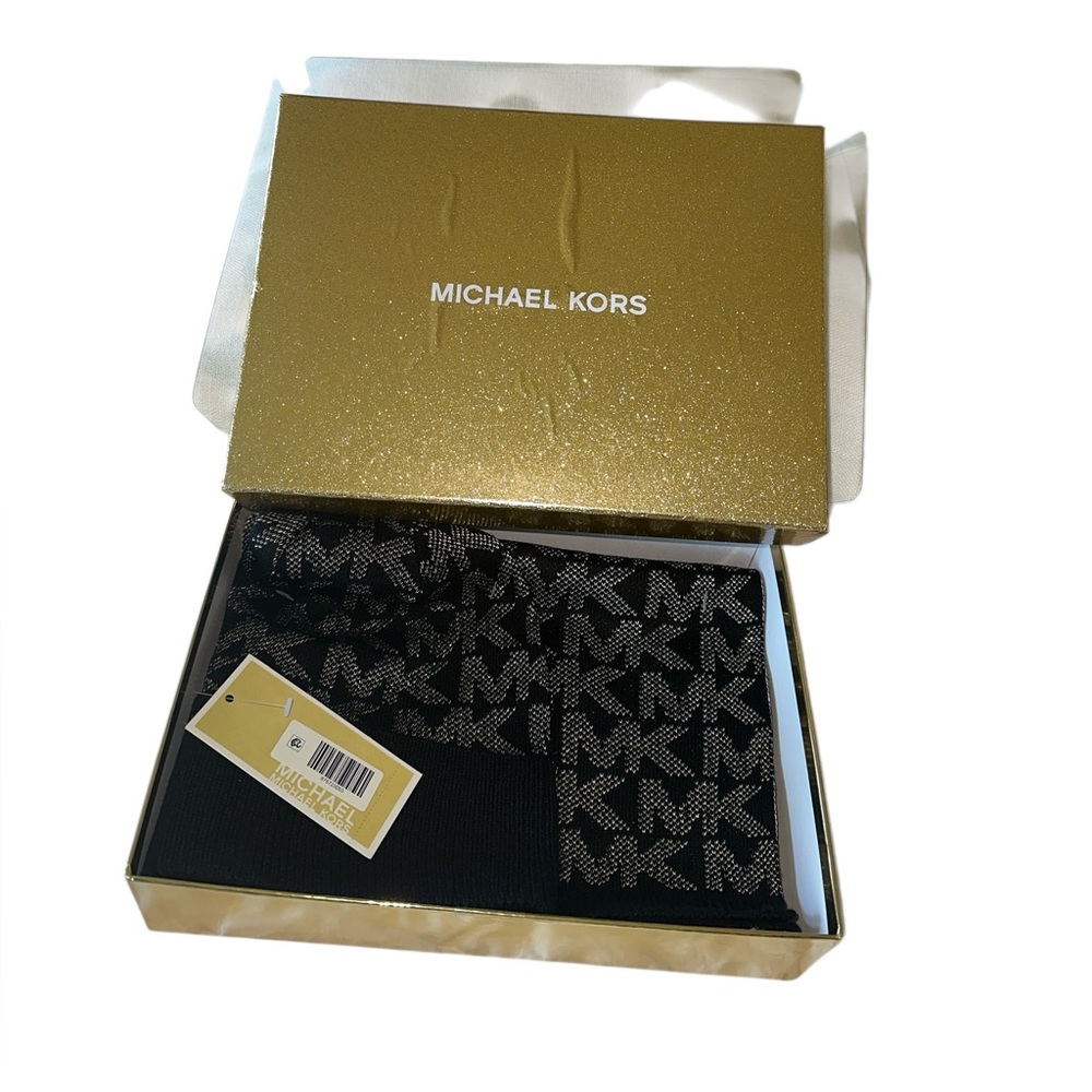 NWT NIB MICHAEL KORS All Over MK Logo Rhinestone Black Gold Beanie Scarf Set OS